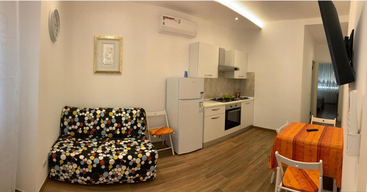 Claire'S Home Savona Kültér fotó